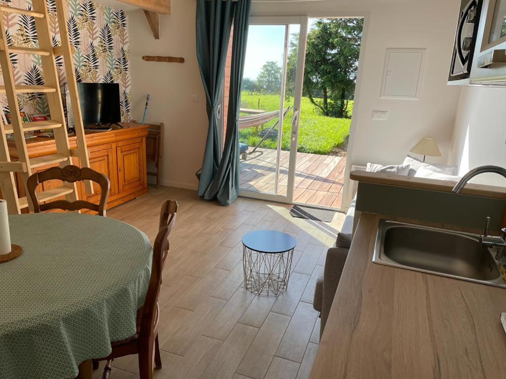 Eco-Gite A La Ferme D'Elles Saint-Andre-de-l'Epine Bagian luar foto